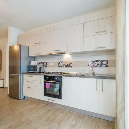 Modern Ap - Terrace - Parking Appartement *