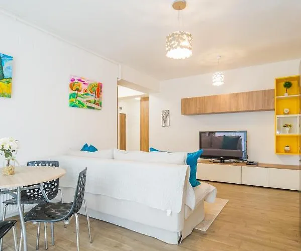 Modern Ap - Terrace - Parking