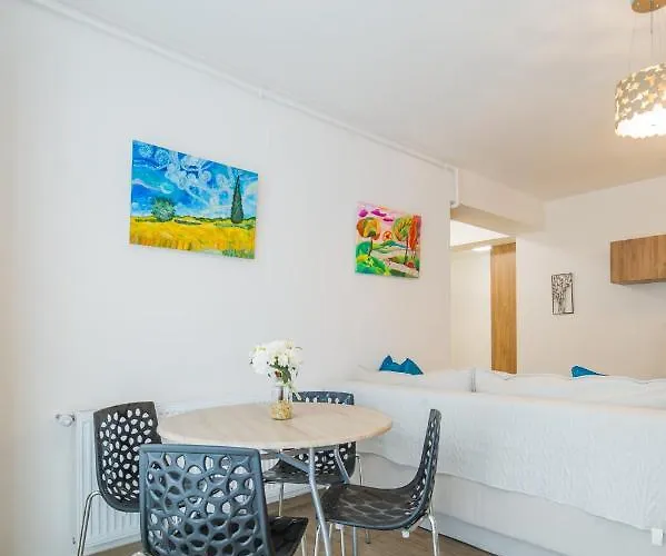 Modern Ap - Terrace - Parking *